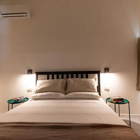 Semesterbostad Avolio *